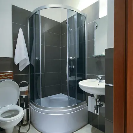 Enamel Apartment *